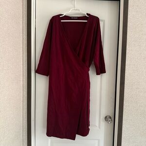 Elegant Burgundy Long Sleeve Dress